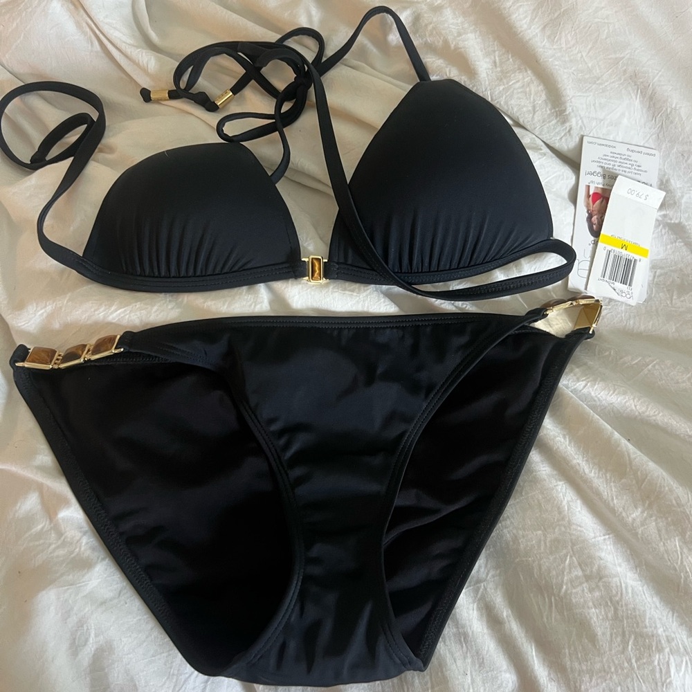 Voda Swim Top and bottoms Medium